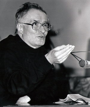 Horst Bingel bei einer Lesung
